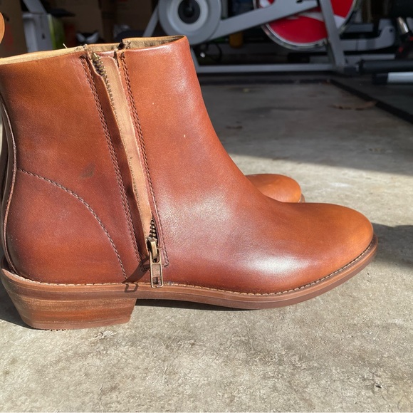 Brand New Brown Chelsea Boot - Picture 5 of 5